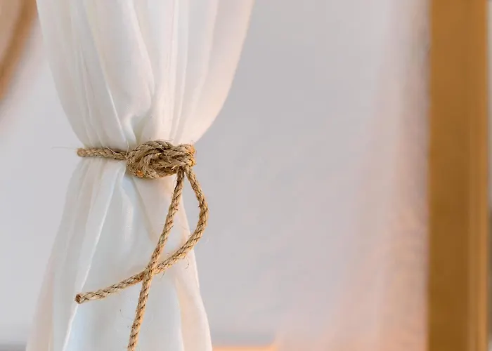 Alojamento de Acomodação e Pequeno-almoço Boheme Les Petits Plaisirs 3*